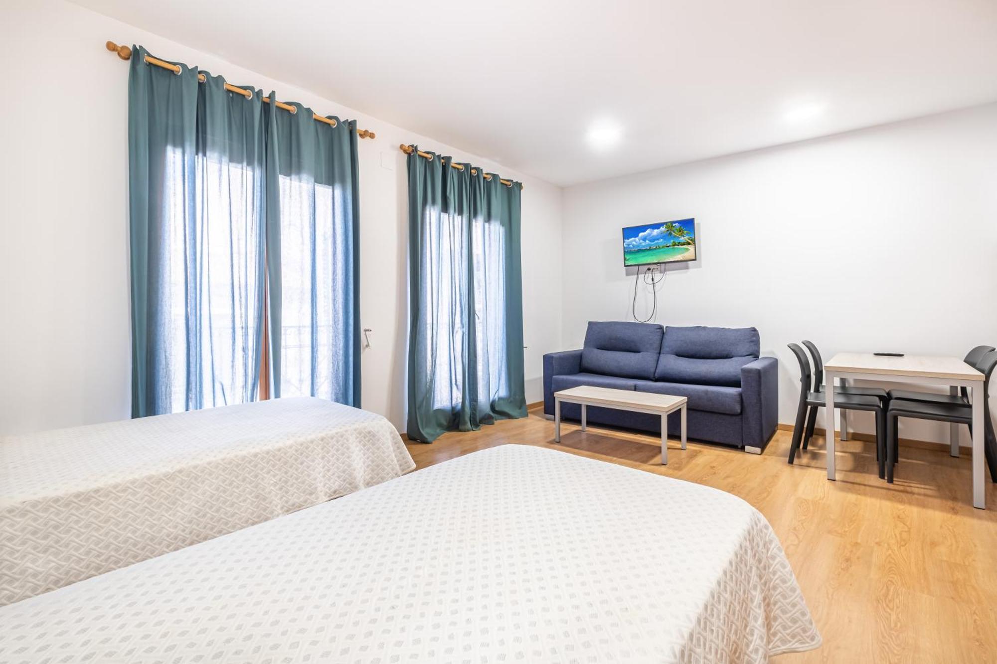 Apartamentos El Castell (Adults Only) เบนิดอร์ม ภายนอก รูปภาพ